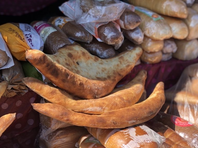 Mestia�da Ne Yenir? Nerede Yenir? Çok Okuyan Çok Gezen