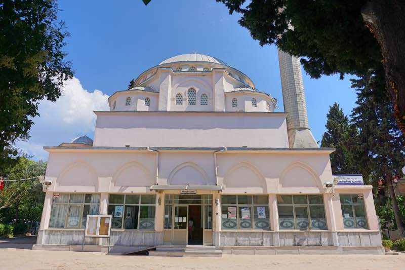 Muradiye Camii