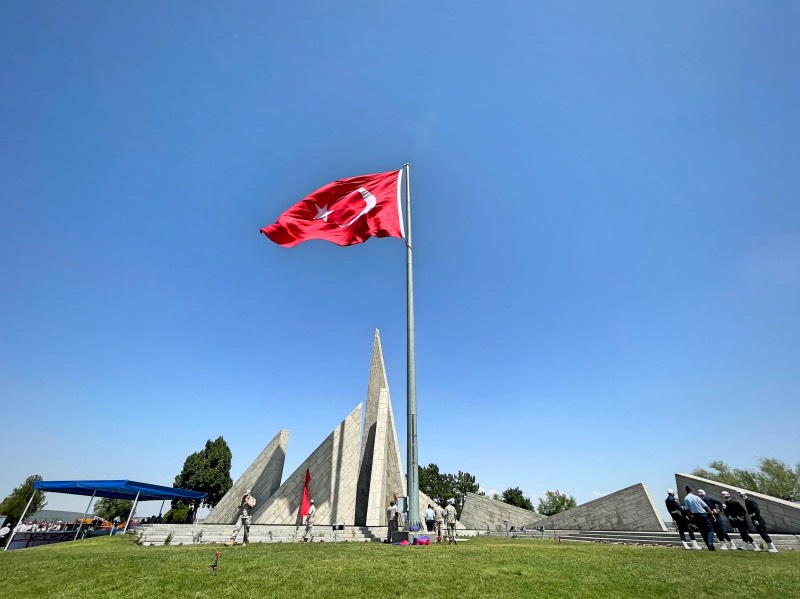 Zafertepe - Çalköy Zafer Anıtı