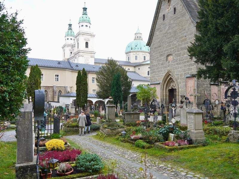 Petersfriedhof Mezarlığı